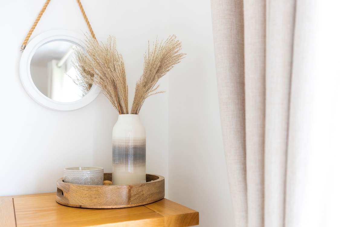 Pretty touches.