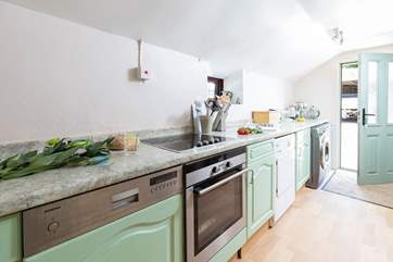 The spacious kitchen.