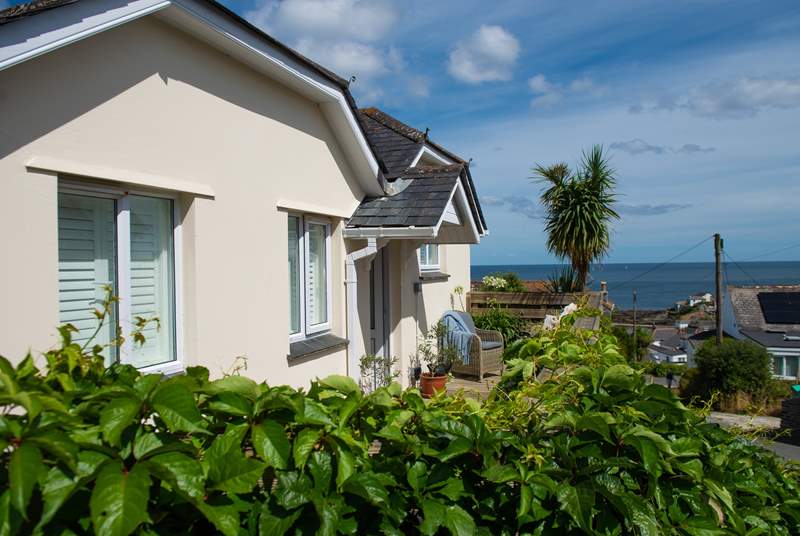 Welcome to Janes Field, a charming holiday home in the pretty village of Portscatho.