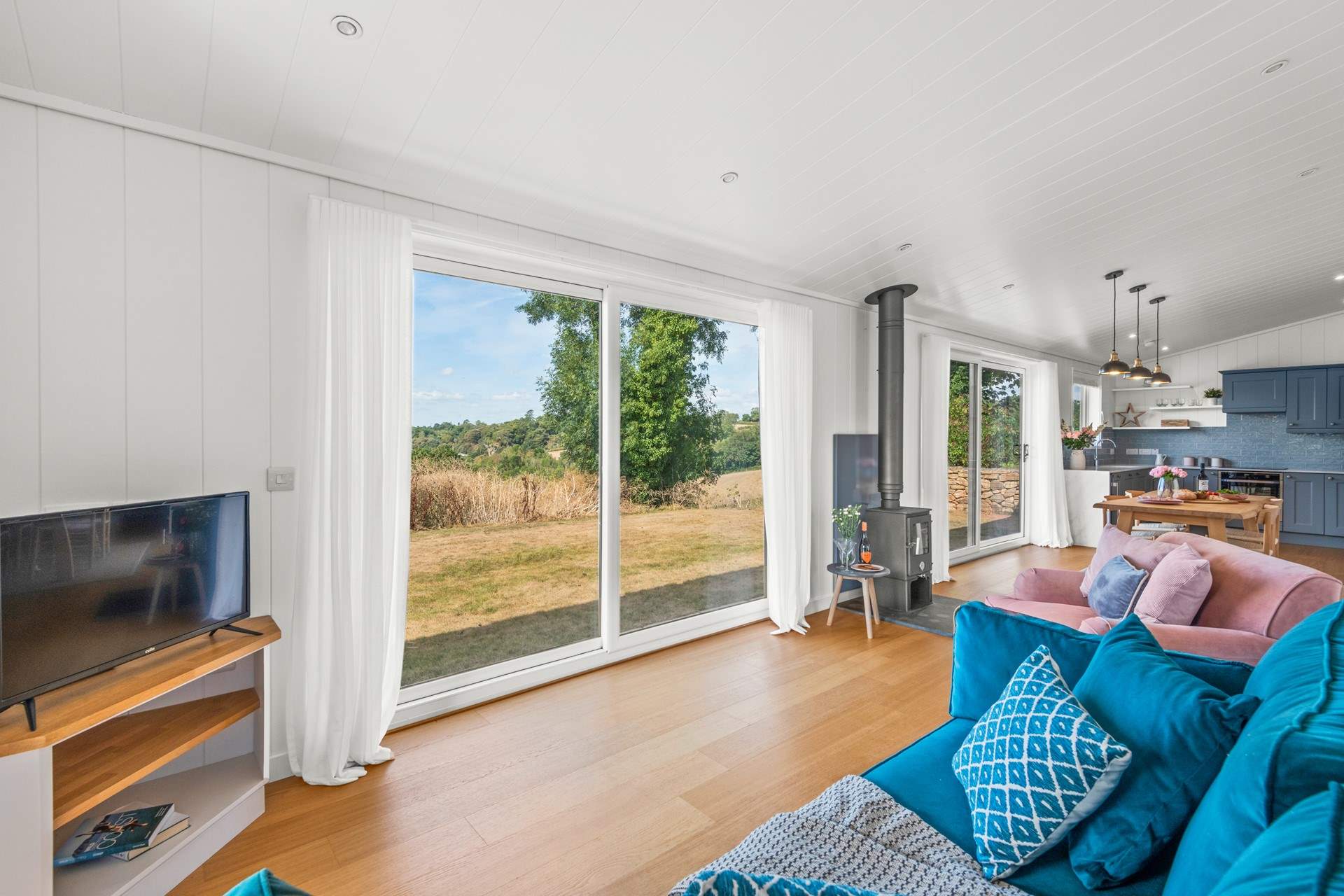 Beautifully furnished with style and contemporary flair.