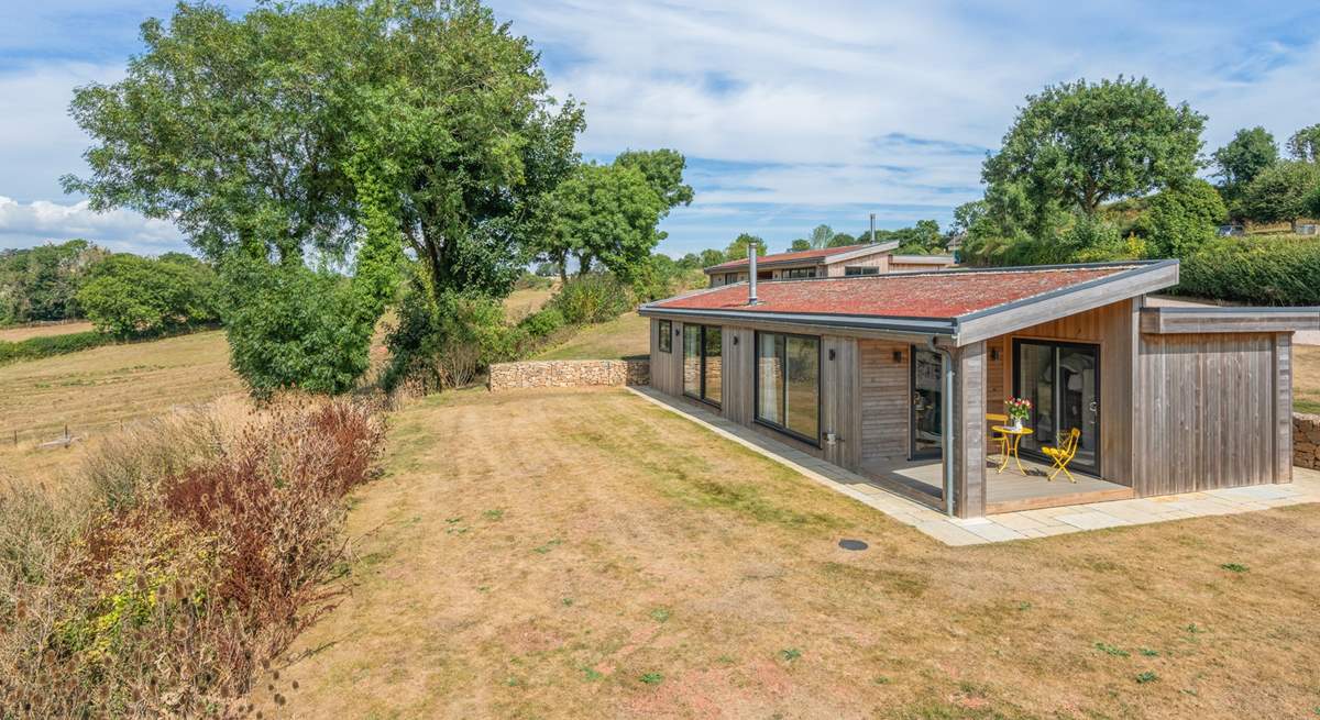 Greenway Hideaway is positioned to ensure your external privacy is paramount, especially when enjoying the south Devon sun.