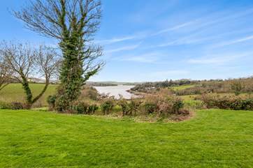 With the River Dart on your doorstep and miles of gorgeous countryside, you will never be short of places to explore here.