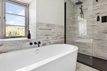 Run yourself a relaxing bath in the fabulous en suite.