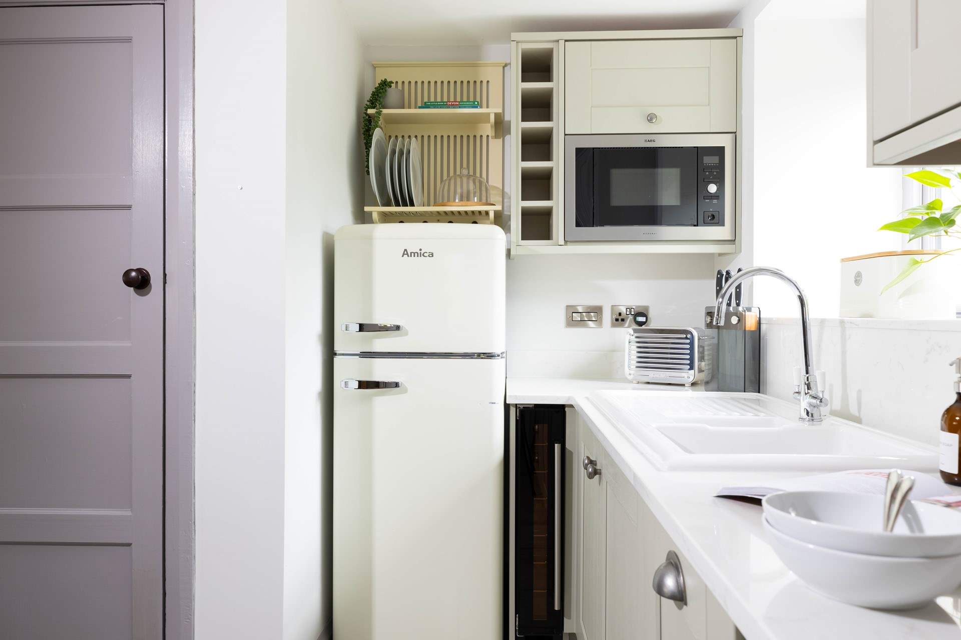 Here you will find everything you need to prepare delicious meals.