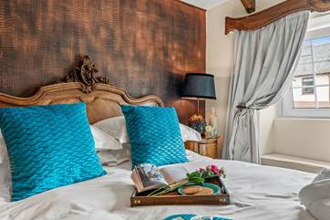 You're guaranteed a great night's sleep in bedroom one's king-size bed.