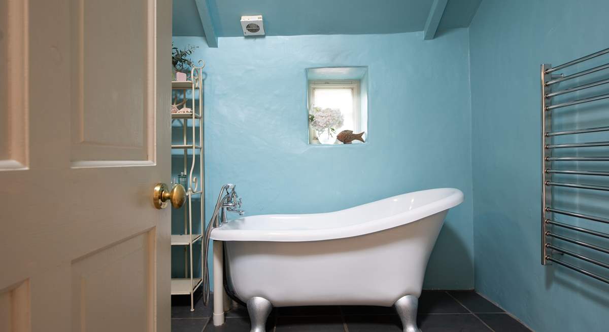 The gorgeous ground floor bathroom.