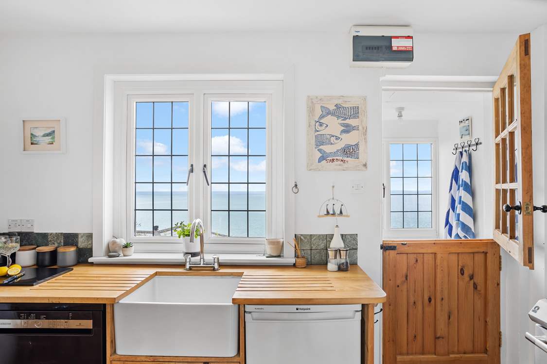 The view from the kitchen will very distracting for the chef.