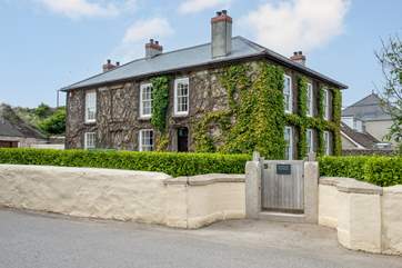 Charming Churchtown Farmhouse is located in the heart of Gwithian. Head up the little road to the campsite shop and buy all you need to make a hearty local breakfast.