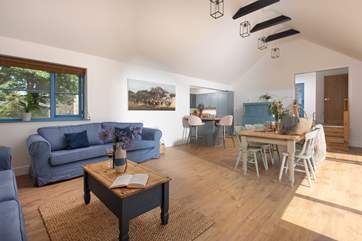 Hydrangea is beautifully furnished with comfort in mind.