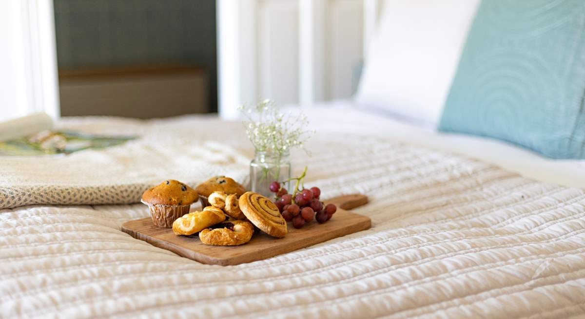 Breakfast in bed? Why not, you are on holiday!