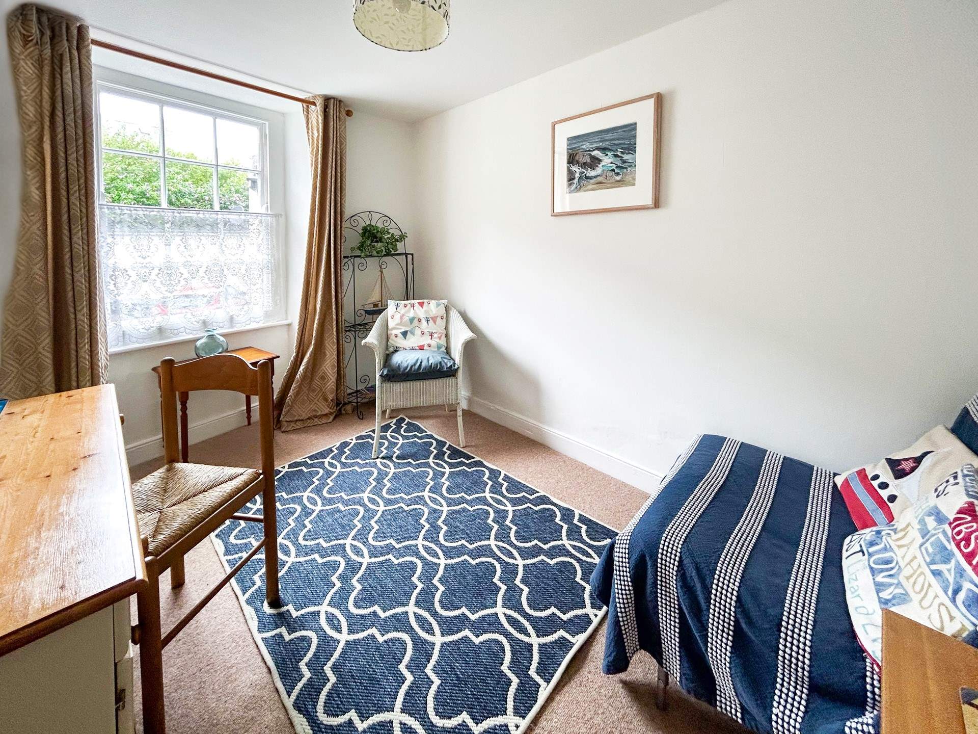 There is a cute snug/ study and some lovely extra space for your party. 