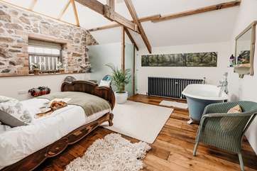 Welcome to the beautifully presented Widgery....the perfect romantic escape for two.