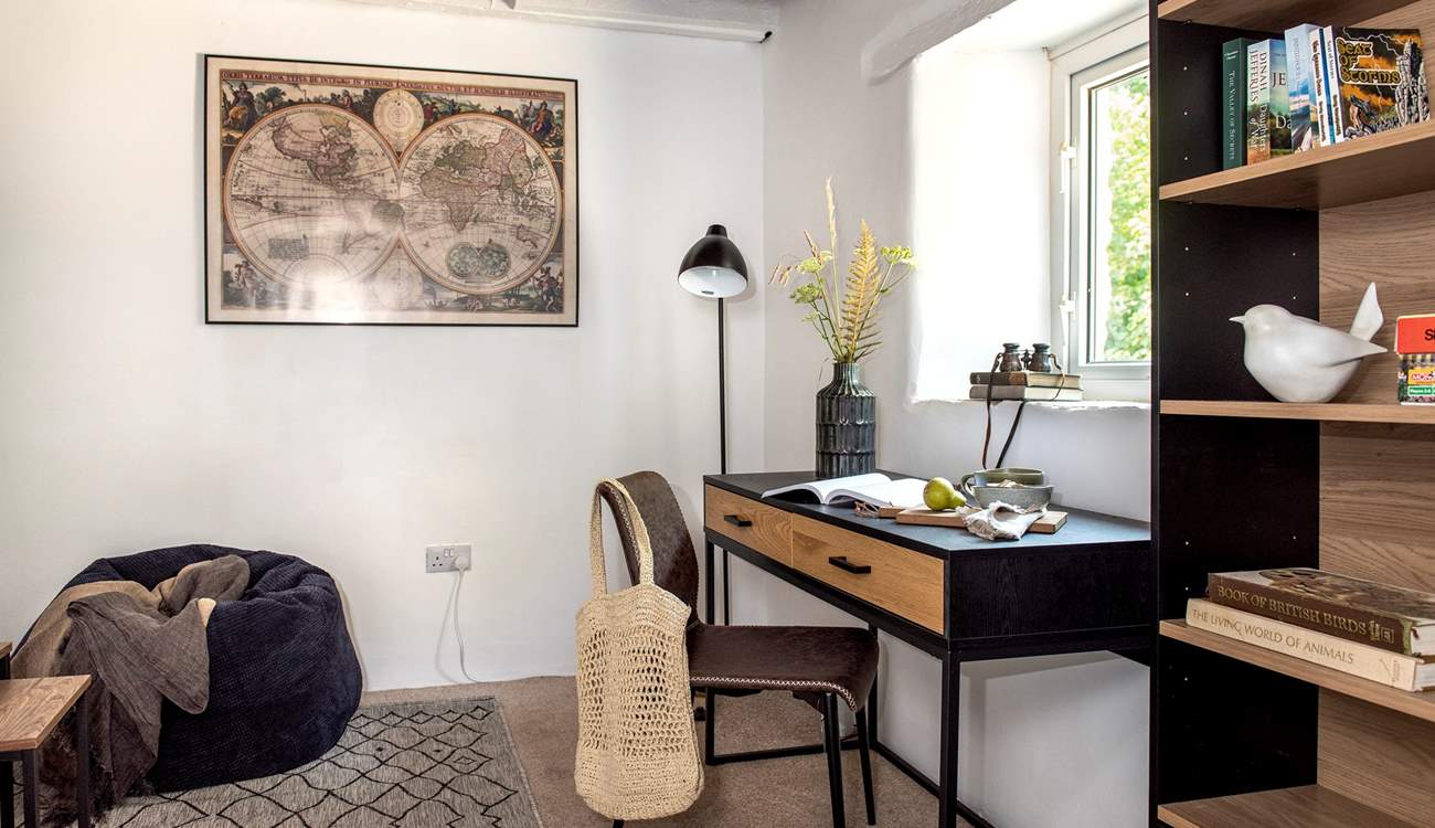 The snug is the perfect chill out zone where you can escape with a good book or use the desk if work calls.