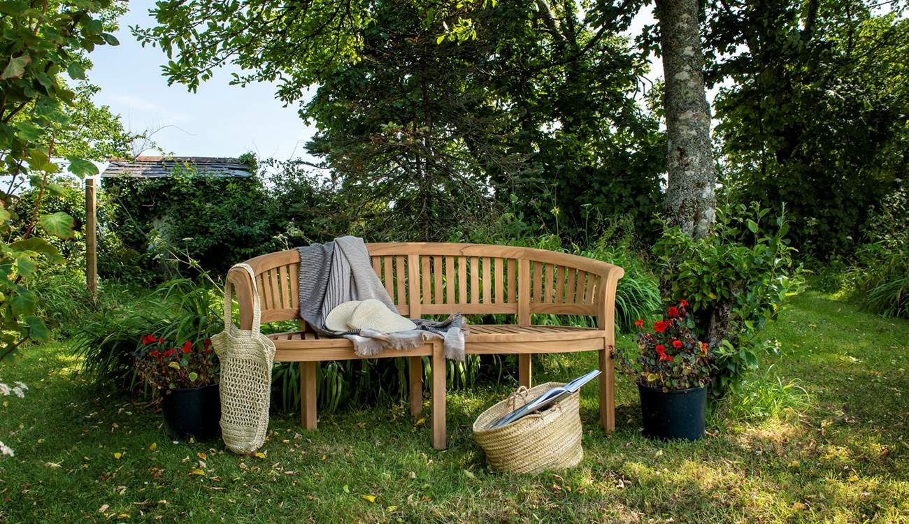 The garden has oodles of space for everyone.