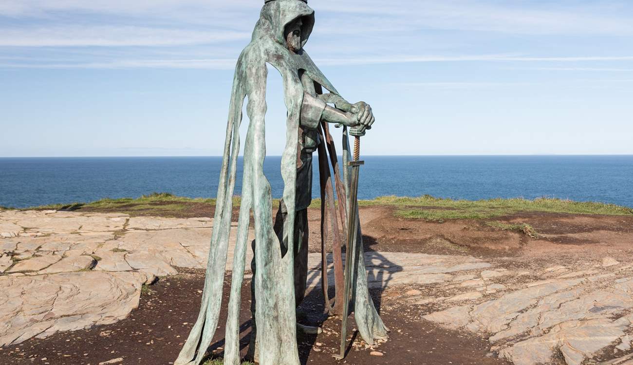 King Arthur stands proudly overlooking Tintagel.