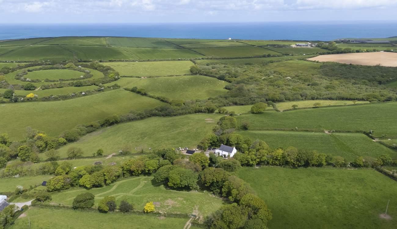 Nestled in the peace and tranquility of the countryside, yet the coast is only a short distance away.