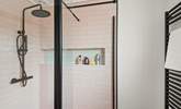 The gorgeous family shower-room. - Thumbnail Image