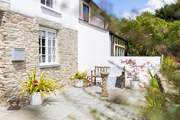 The bench on the front courtyard is the ideal place for morning coffee.