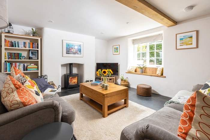 The Cottage is a 2 bedroom, dog friendly cottage near the beach near Portscatho.