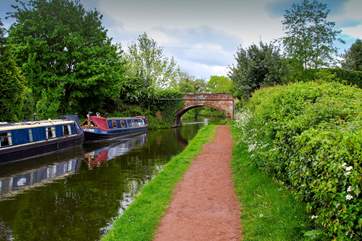Take a walk along the beautiful Staffordshire canal.