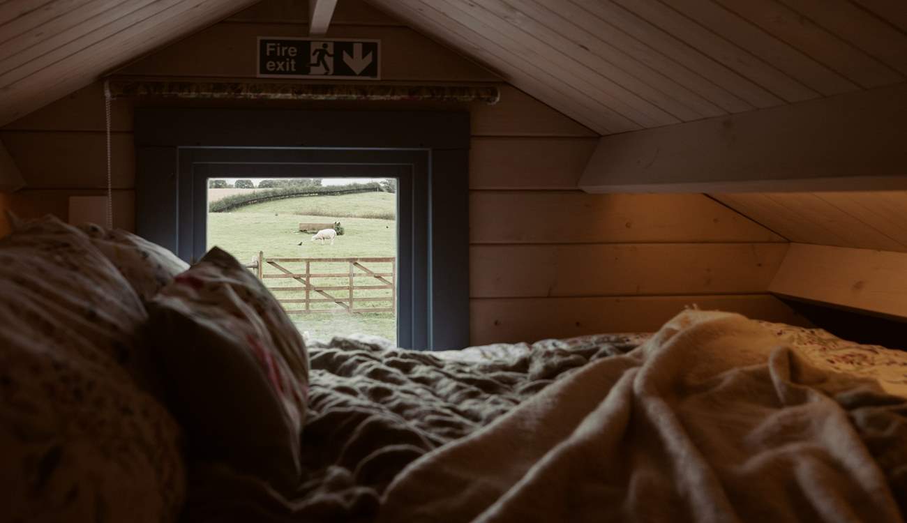 A cosy space where countryside views can be admired. 