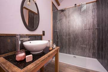 The stylish en suite shower-room.