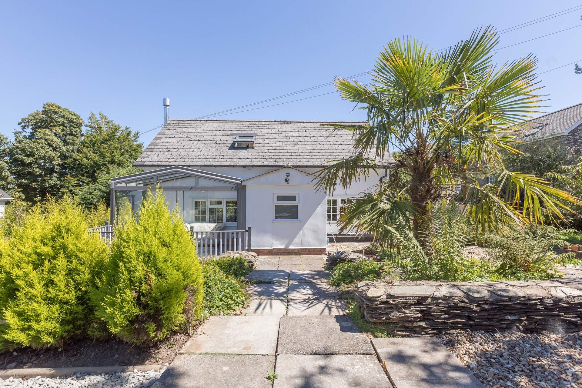 Outside, enjoy the tropical gardens in the Devonshire sun.