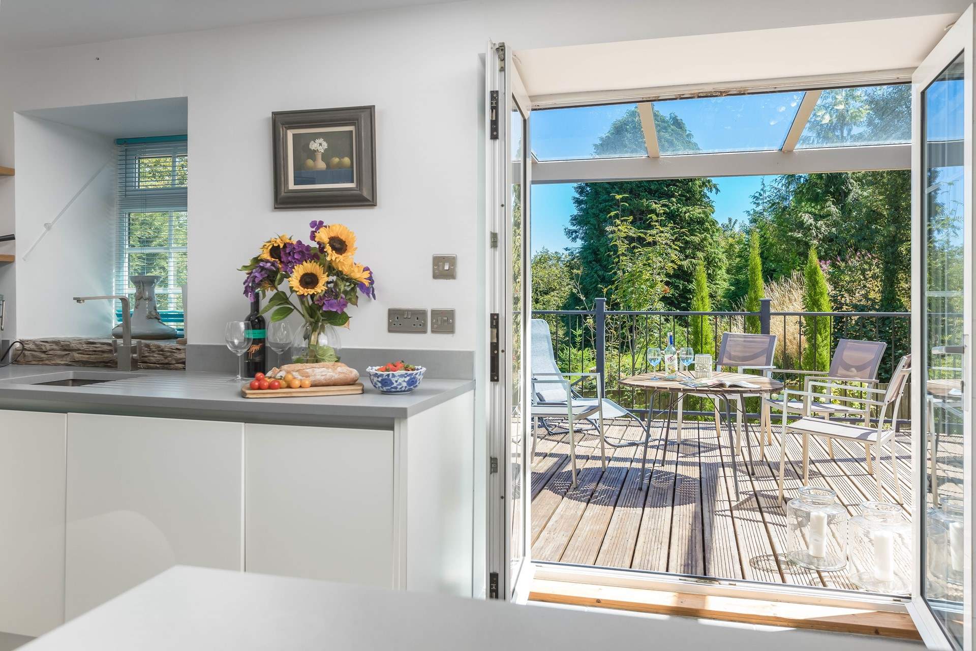 Open up the patio doors and enjoy the fresh Devonshire breeze.