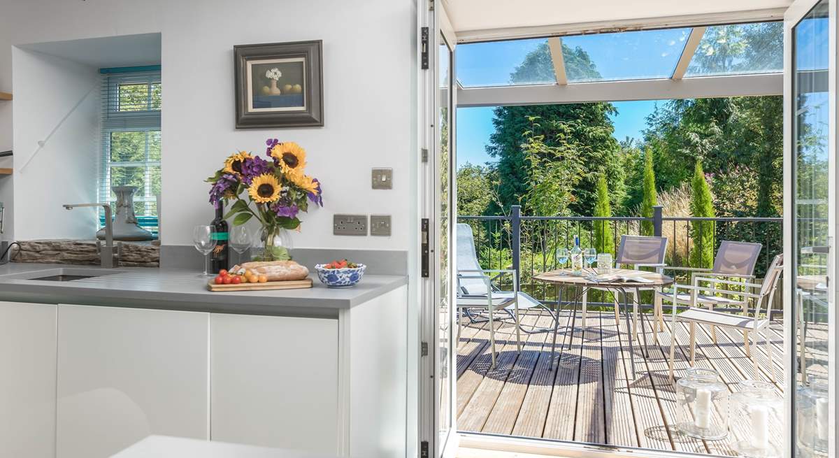 Open up the patio doors and enjoy the fresh Devonshire breeze.