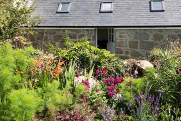 The garden is a delight.