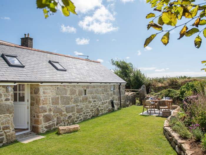 Stargazey Barn, Sleeps 2 in Penzance