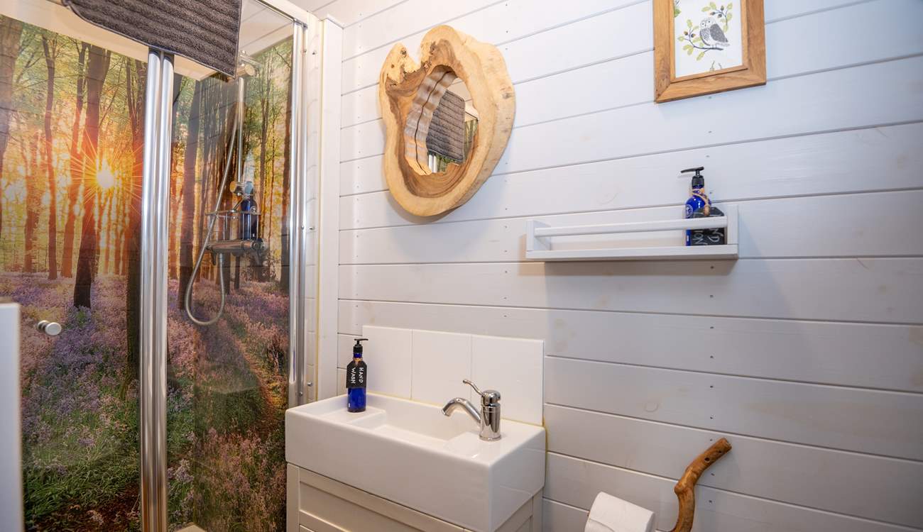Freshen up after a day of exploring in the en suite shower-room. 