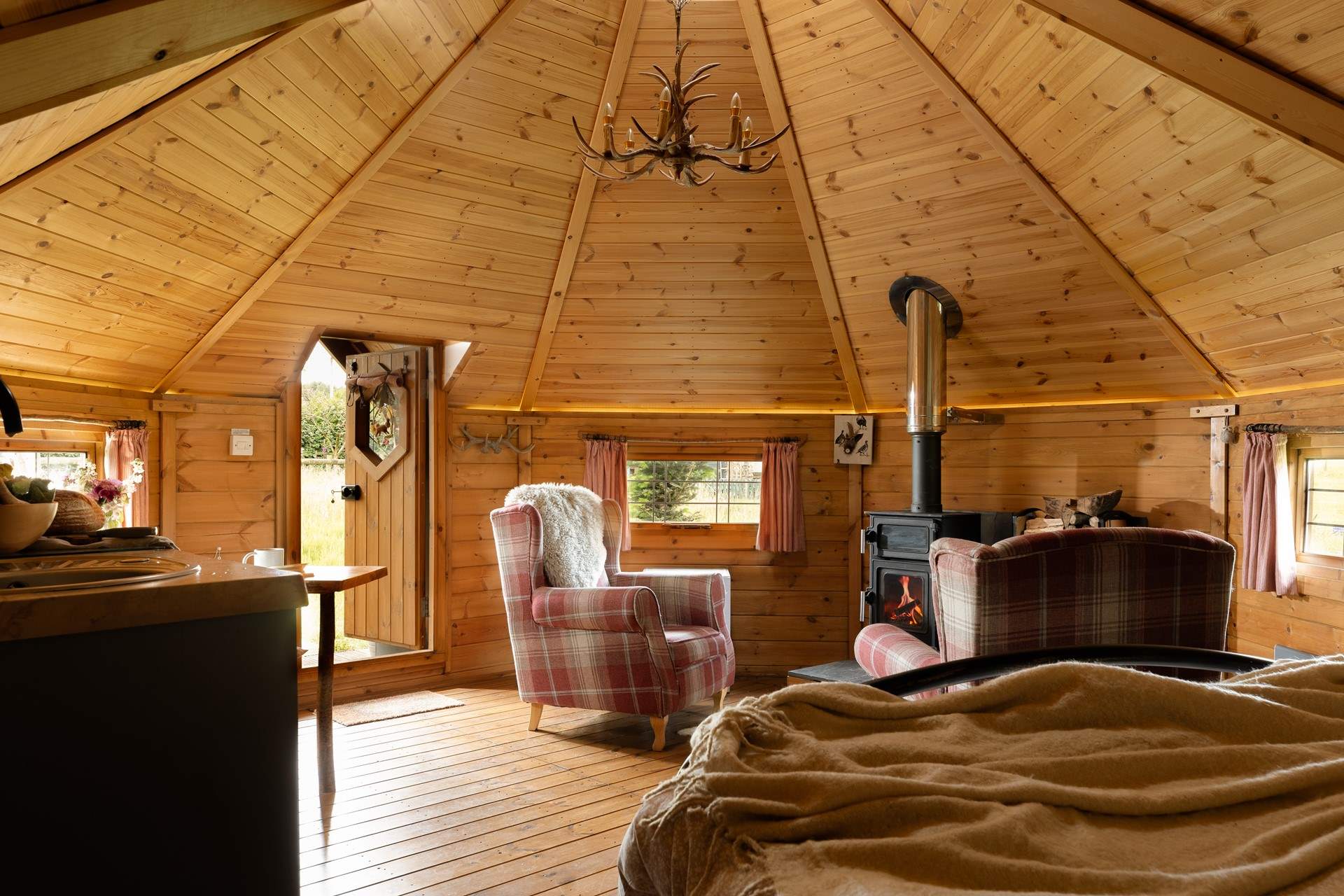 ... in the cosy living space.