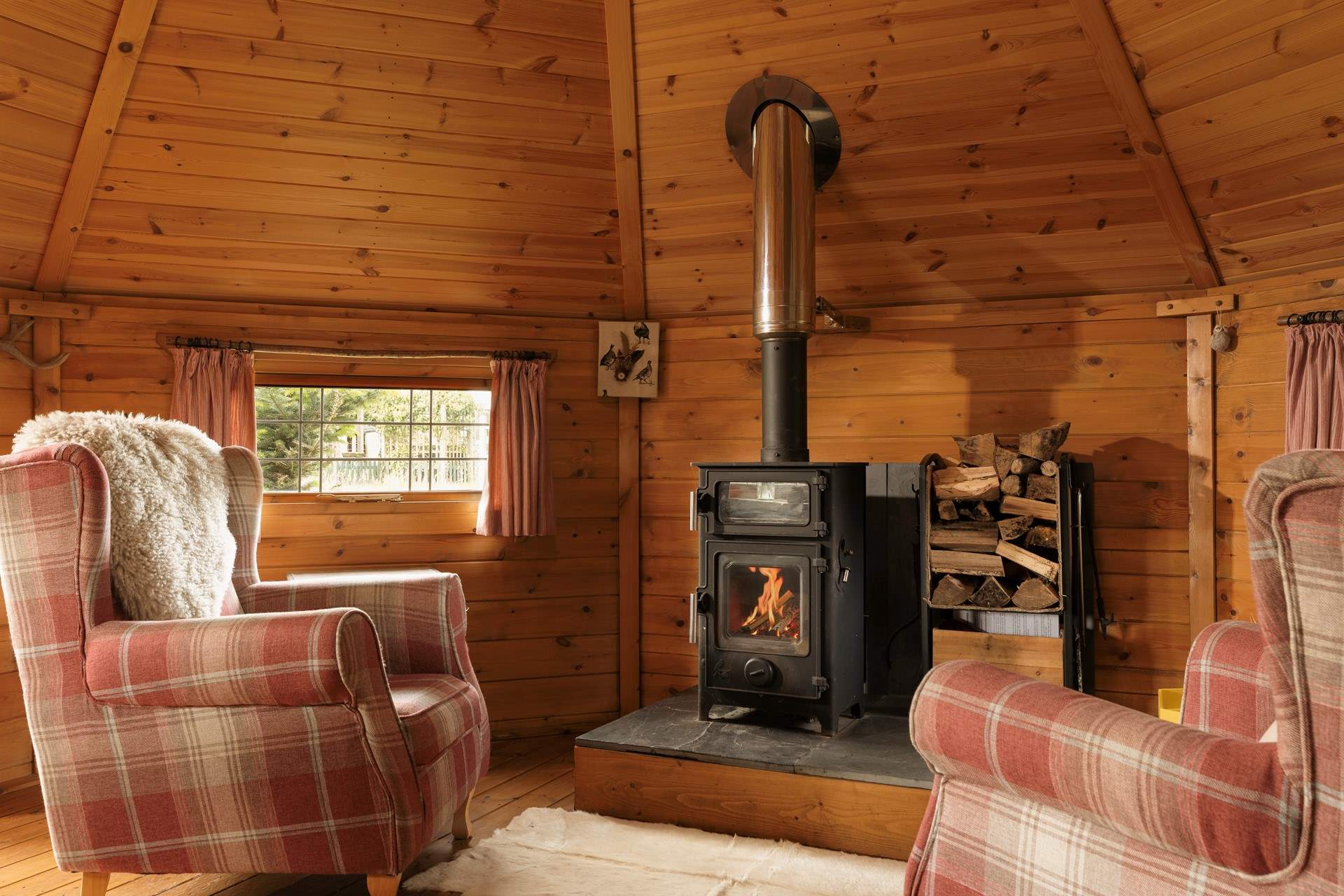 The warm interiors and wood burner, make your escape to nature dreamy through every season. 