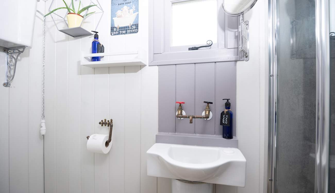 With everything you need to refresh, after a day of exploring the local area. 