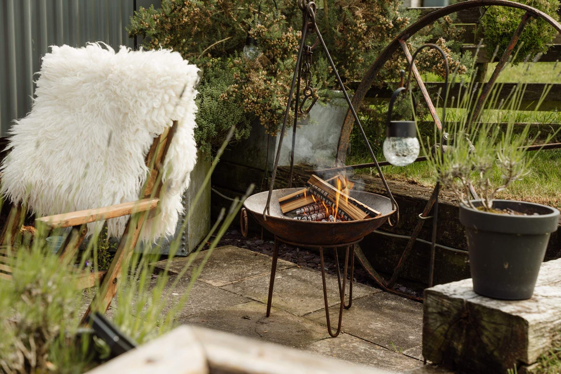 Light the fire pit for those perfect alfresco moments.
