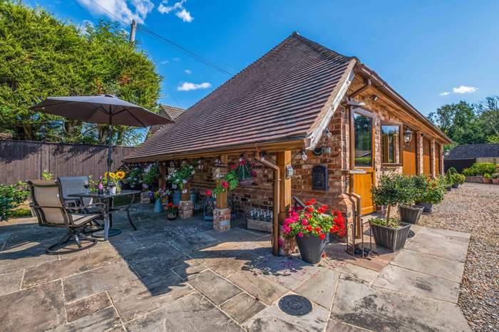 The Cottage is a 1 bedroom self catering cottage near Uckfield, Ashdown Forest