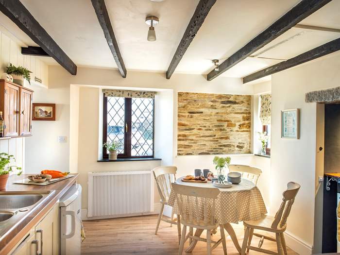 Smugglers Cottage, Sleeps 4 in Tintagel