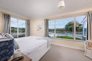 This room also enjoys wonderful views of Gillan Creek.