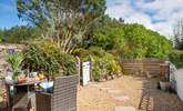 Enjoy the Cornish sunshine in the front garden. - Thumbnail Image