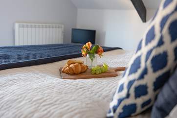 Breakfast in bed? Why not, you are on holiday!