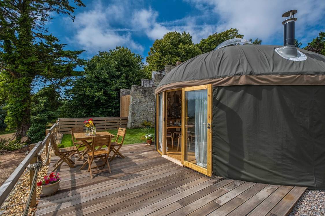 Or why not dine al fresco?