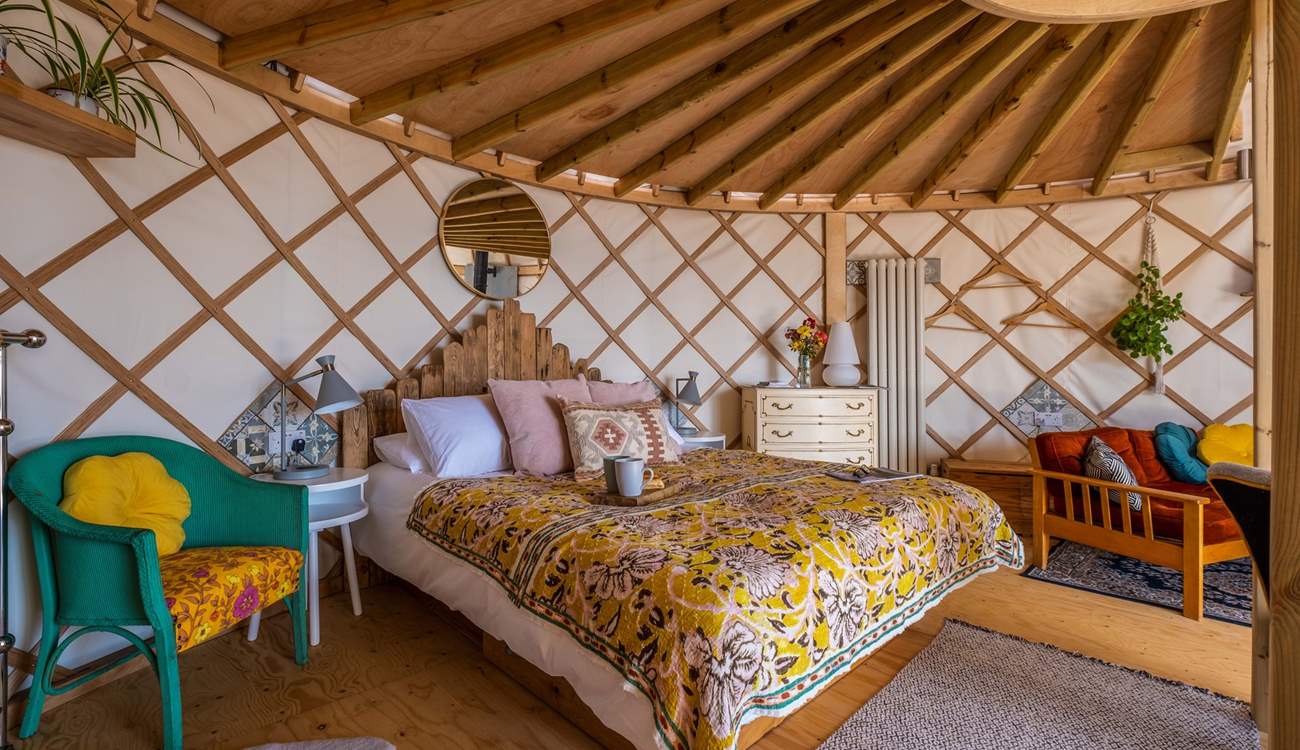 Step inside and simply fall in love with the dreamy interior. 