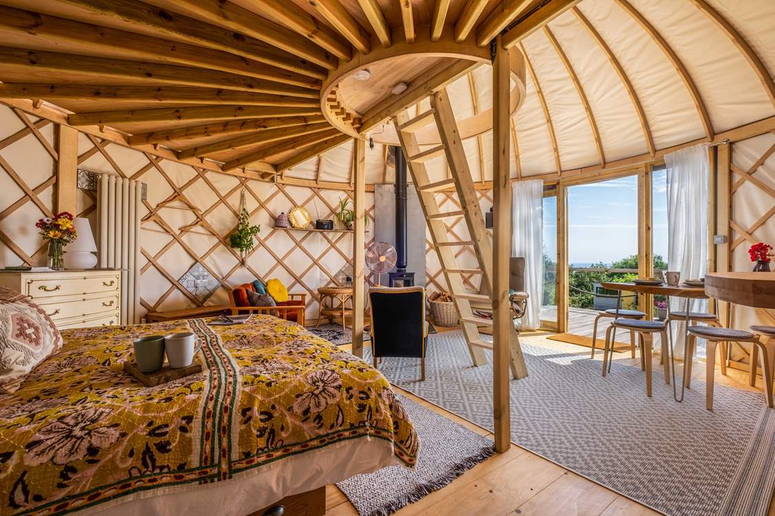 Welcome to Stargazers' Retreat, our heavenly glamping abode with unforgettable sea views. 