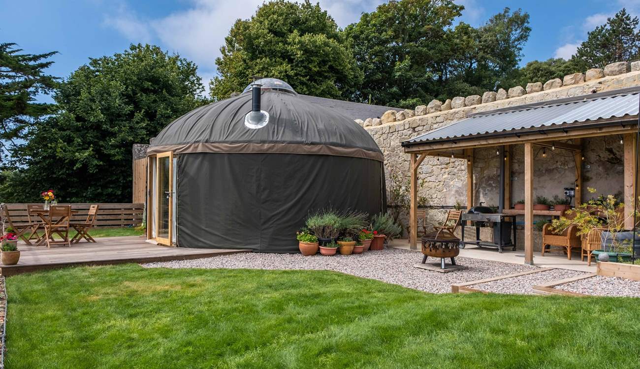 The outside space is perfect for dreamy alfresco moments. 