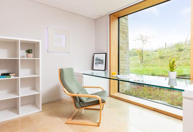 Wake to the morning sun creeping in through the square window, which has a cleverly designed integrated blind.