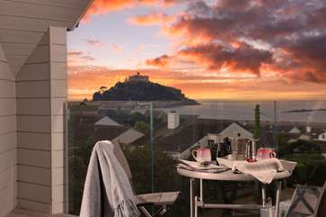 We think this must be the perfect spot for a sundowner.