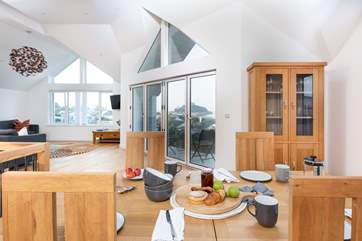 The spacious first floor.