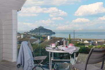 From dawn until dusk enjoy blissful views.