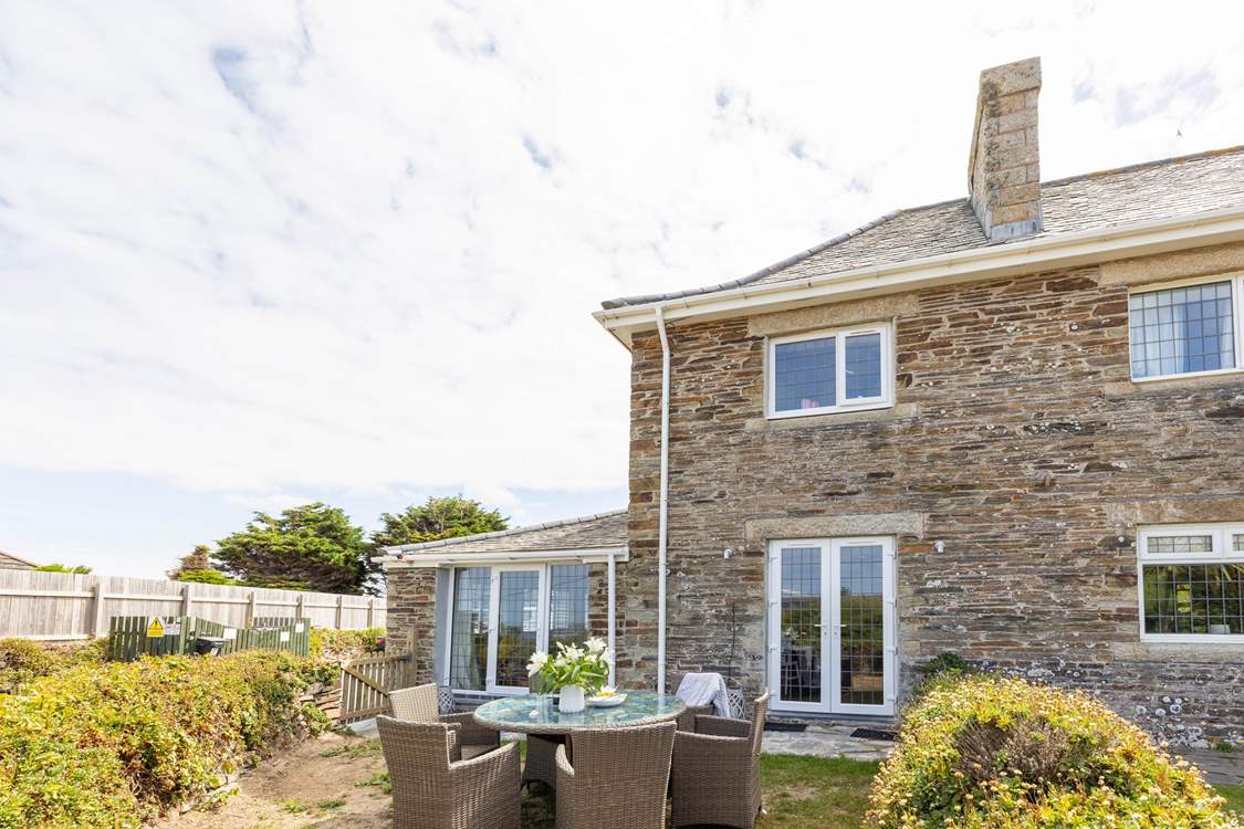 Soak up the gorgeous Cornish sunshine in the wonderful garden.
